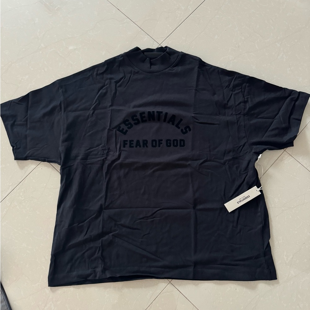 Fear of God Essentials Black T-Shirt NWT
